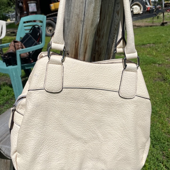 Purse - Picture 2 of 3